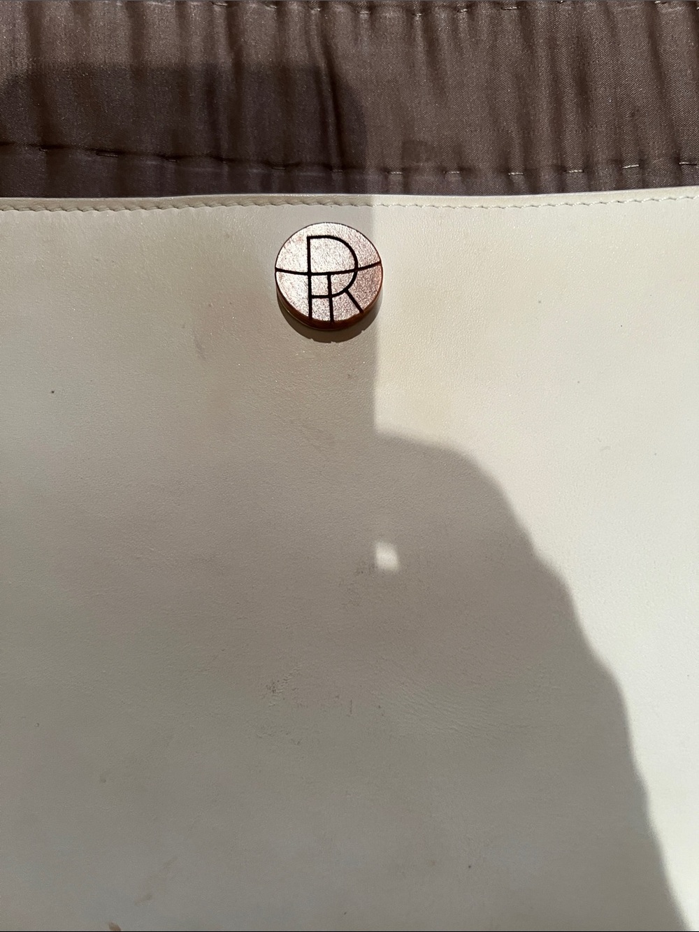 The Row Cream Leather Shoulder Bag with Rose Gold Logo - Picture 2 of 12